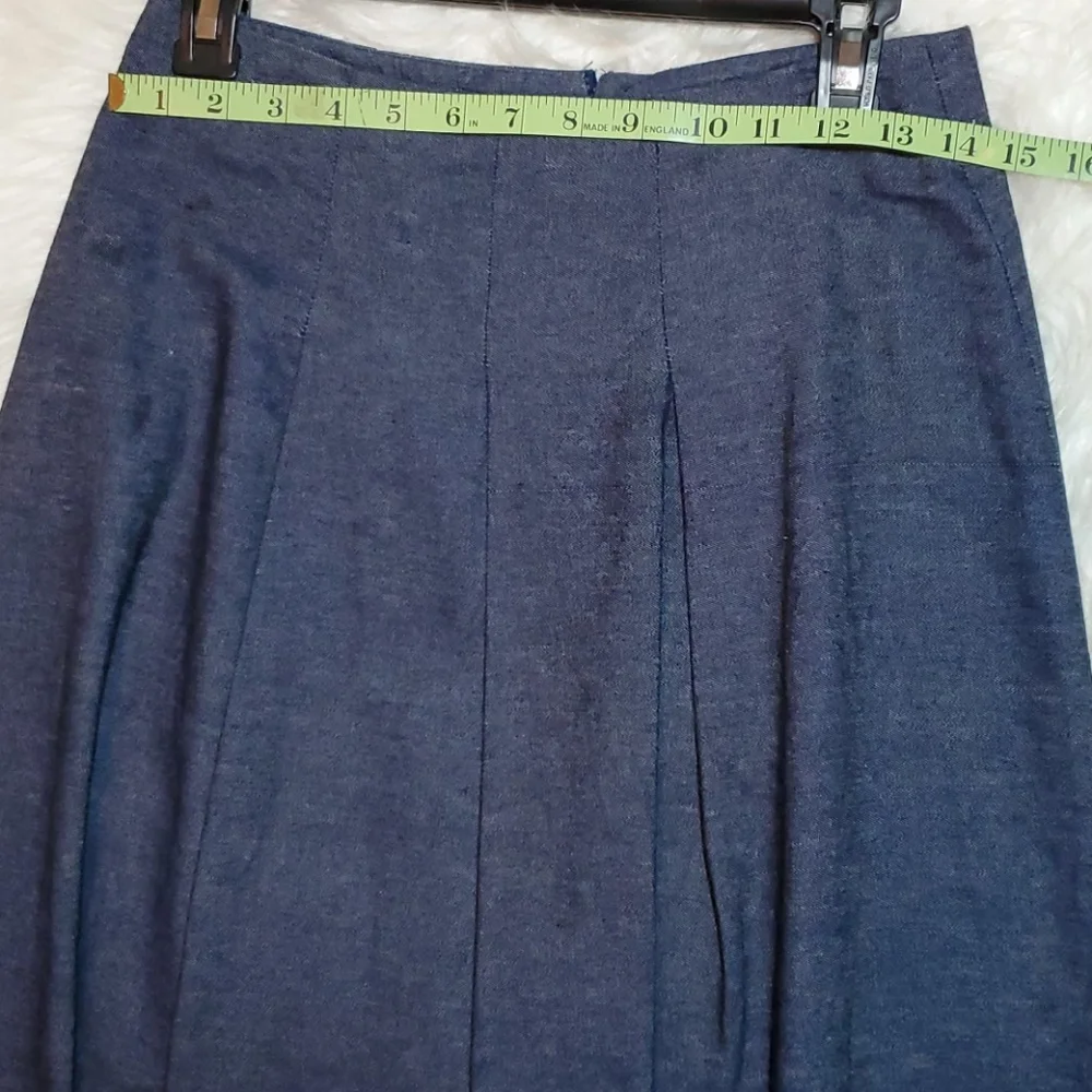 Vintage denim skirt pleats and embroidery blue and teal size 4